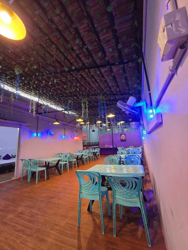 Restaurant 2, LIVZO - PURPLE HOUSE, Ahmadabad