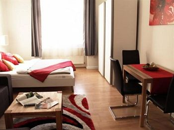 Others 3, Apartment Inzersdorferstrasse, Wien