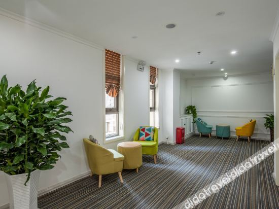 Others 3, Lucky Hotel(Henan University of Technology), Zhengzhou