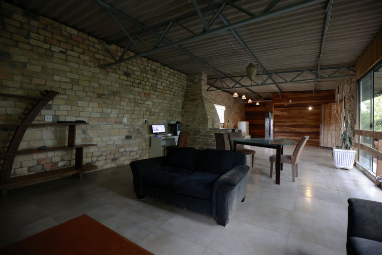 Others 2, Joaquina Guest House, Florianopolis