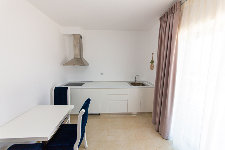 Others 5, Santa Oliva Suites, Sarandës