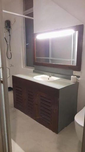 Bathroom 3, The Ocean Villa, Matara Four Gravets