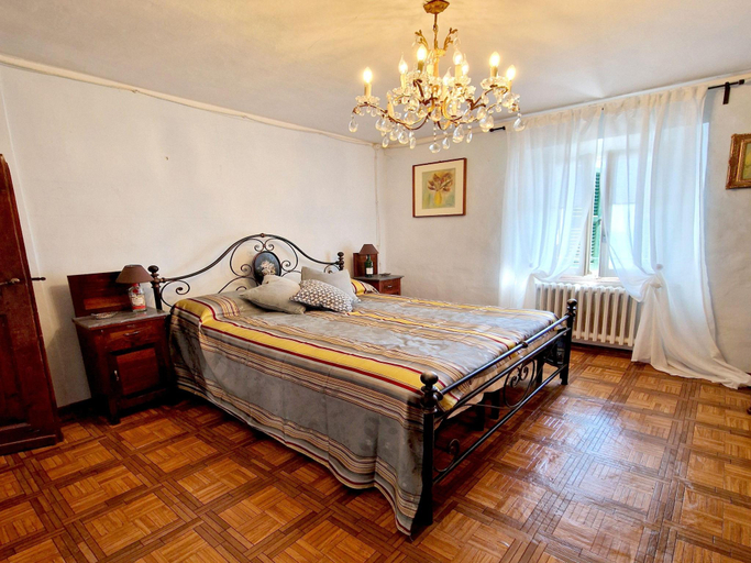 Bedroom 2, Apartment in Fratte Rosa with Apennine Views, Pesaro E Urbino