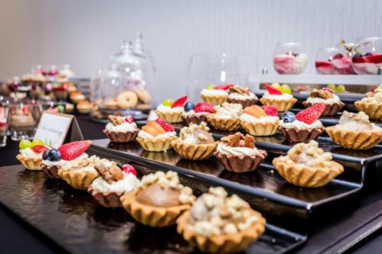 Food & Drinks 5, ホテル ゴルトフスキー カトヴィツェ ホジュフ(Hotel Gorczowski Katowice Chorzów), Siemianowice Śląskie