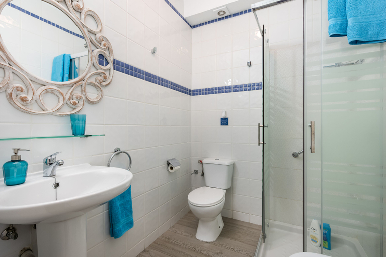 Bathroom 3, Riva Eco Guest House Los Abrigos, Santa Cruz de Tenerife