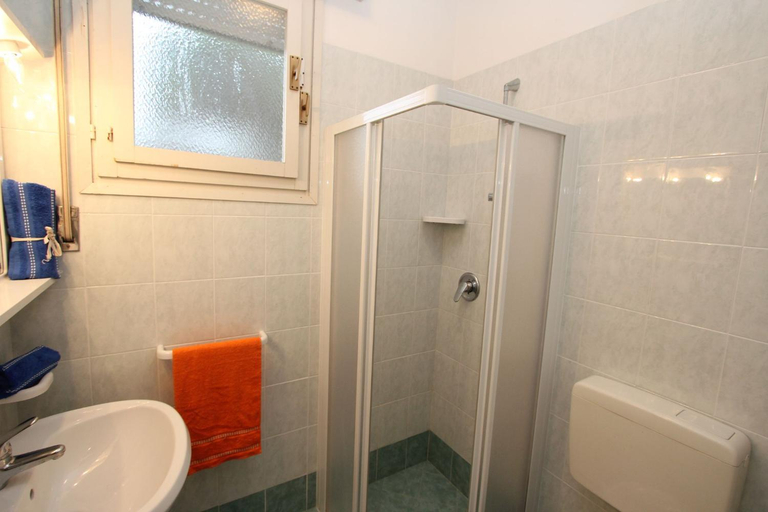Bathroom, Townhouse with garden, Venezia