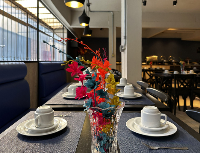 Food & Drinks 4, Luzzy Hotel, Canela