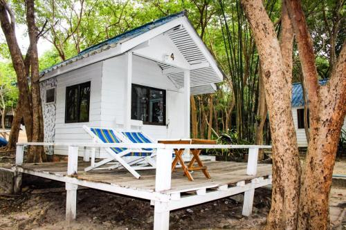 Others 5, Sangthain hills, Muang Rayong