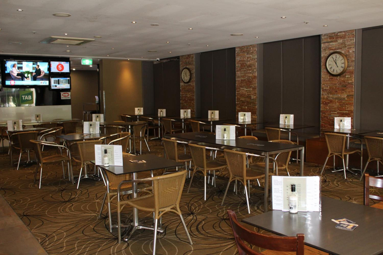 Food & Drinks 5, Royal Hotel Orange, Orange