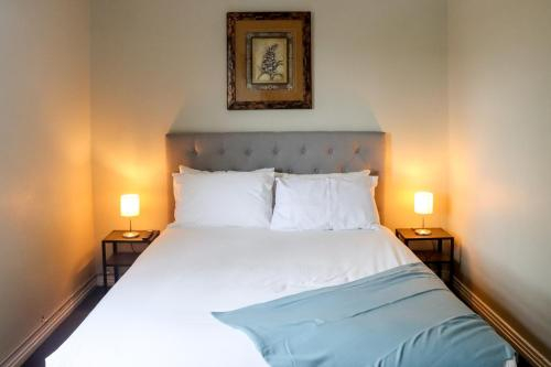 Others 4, Tates Hotel Windsor, Hawkesbury