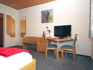 Others 3, Hotel Die Traube, Liezen