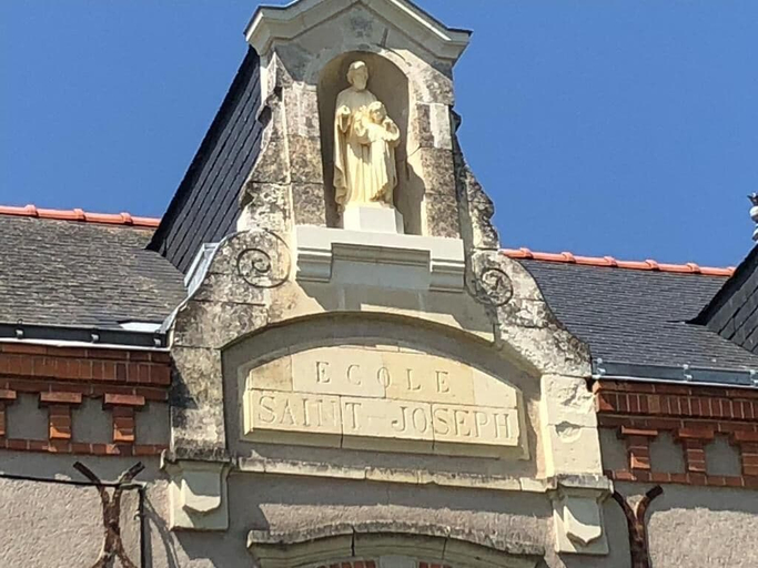 Exterior detail, Belle Maison dans une ancienne école, Maine-et-Loire