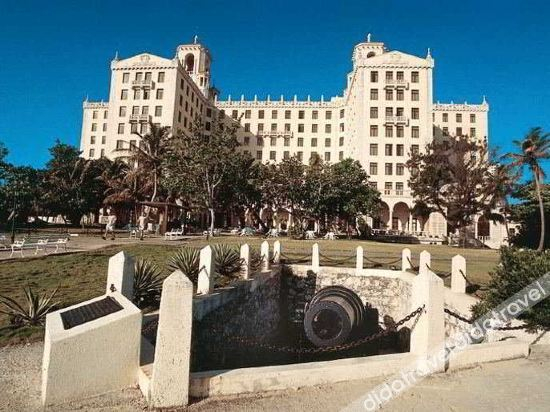 Others 4, Hotel Nacional de Cuba, Centro Habana