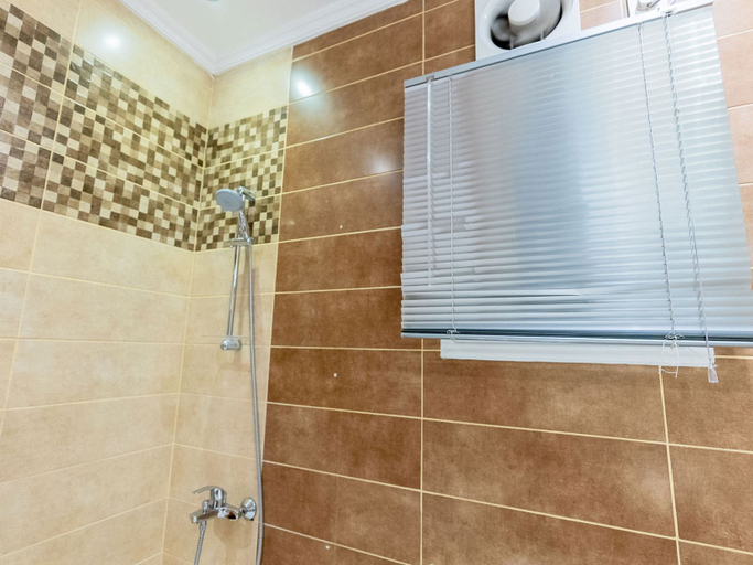 Bathroom 5, Farah Hotel Apartments, Jeddah