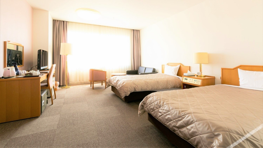 Bedroom 2, Aso Kumamoto Airport Hotel Eminence, Mashiki