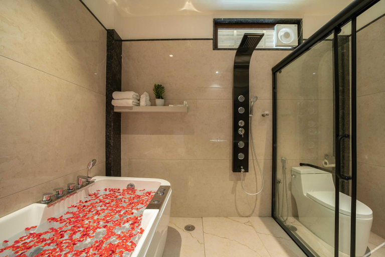 Bathroom 5, Global Village Luxury Resort, Chikmagalur