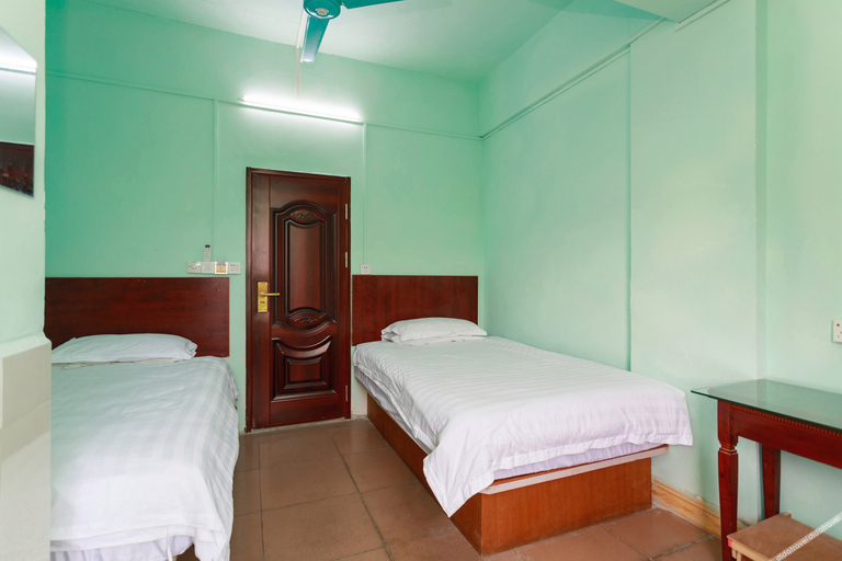 Bedroom 4, Happy Hotel, Shenzhen