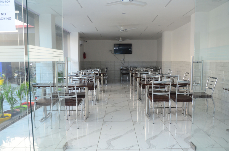 Food & Drinks 4, Vishnu Lok, Dehradun