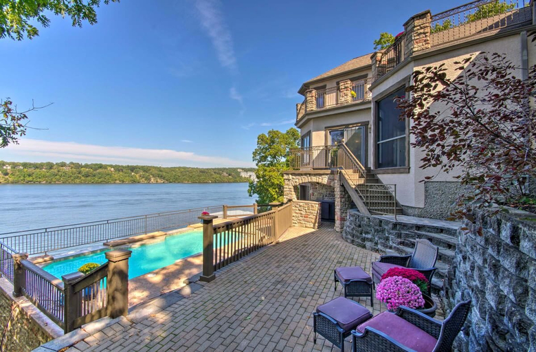 View from room, Lakeside Luxury With Breathtaking Views, Camden