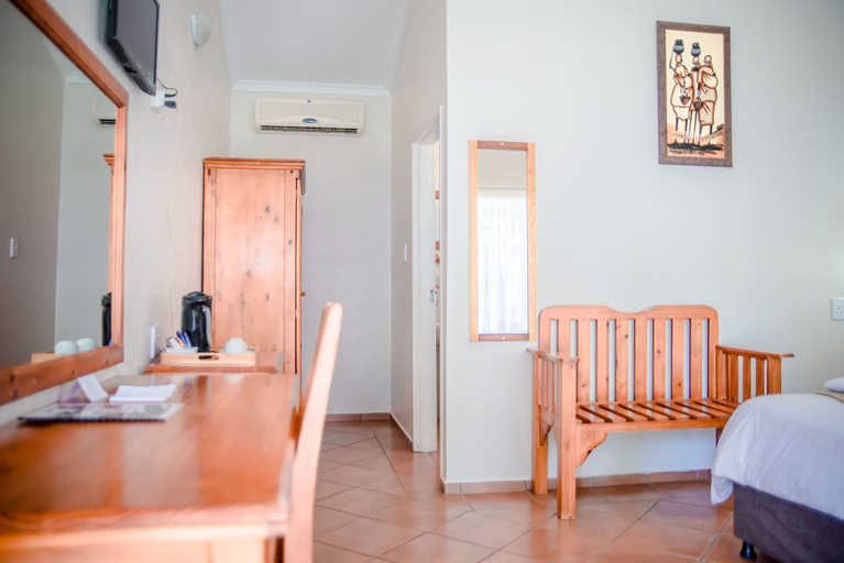 Bedroom 2, Loskop Valley Lodge and Restaurant, Sekhukhune