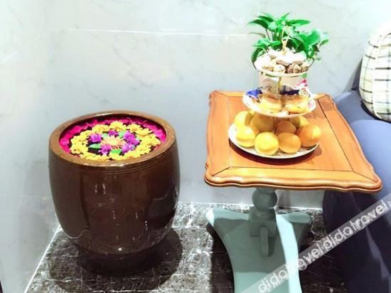 Food & Drinks 4, Diewu Qingchun Hotel, Dazhou