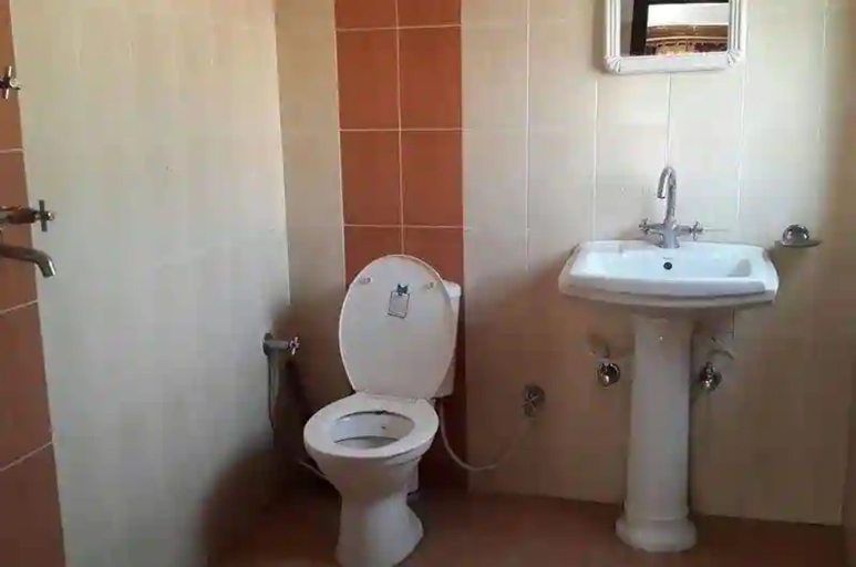 Bathroom 3, Goroomgo Swapnodeep Residency Digha, Purba Medinipur
