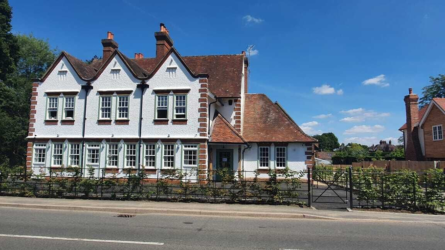 Exterior & Views 2, The Bulls Head Inn, Surrey