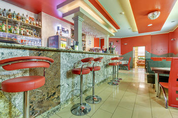 Others 5, Hotel Mazowiecki, Tomaszów Mazowiecki