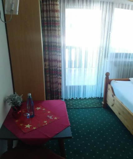 Bedroom 4, Gasthaus Backhof-Helmle, Breisgau-Hochschwarzwald