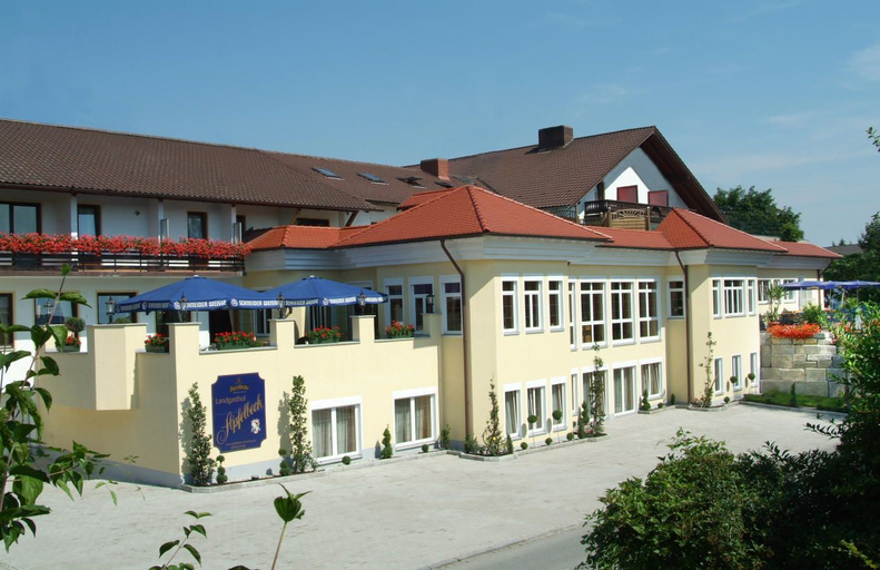 Exterior & Views, Landgasthof Apfelbeck, Dingolfing-Landau