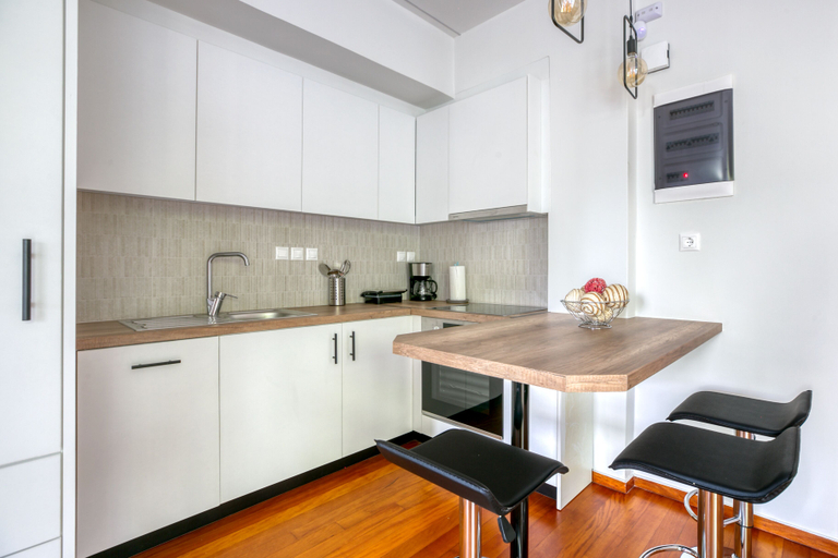 Others 4, Athena's South Apartment, Attica