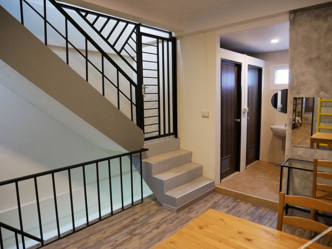 Others 3, NP House, Ratchathewi