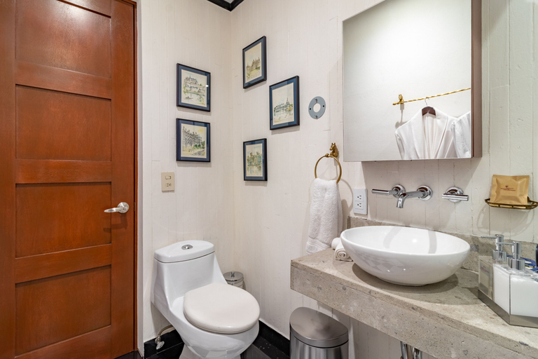 Bathroom 3, Antiguo Molino de San Jerónimo Hotel Boutique, Mexico City