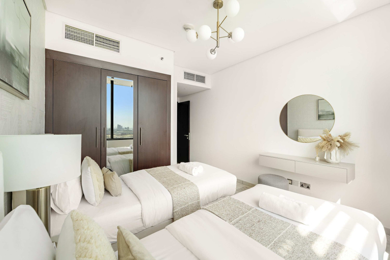 Room 5, Silkhaus Exclusive 2bdr in Difc Sky Gardens, Dubai