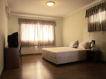 Others 5, Green Hills Serviced Residences, District 12