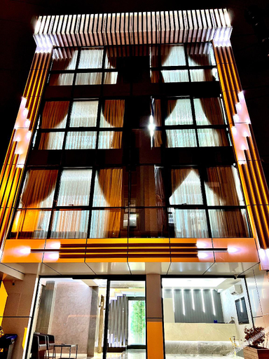Others 5, Forever 21 Hotel, Küçükçekmece