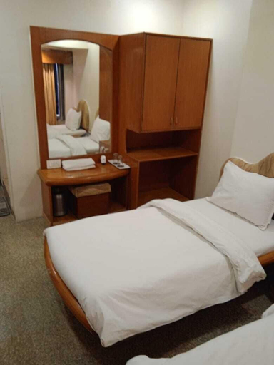Others 5, Hotel Shripad Continental, Amravati