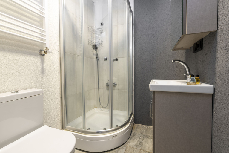 Bathroom 5, Global Suites Hotel, Beyoğlu