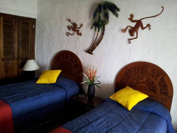 Others 4, Hotel Plaza Tucanes, Manzanillo