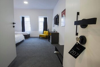 Others 5, Hotel Elesa, Tbilisi