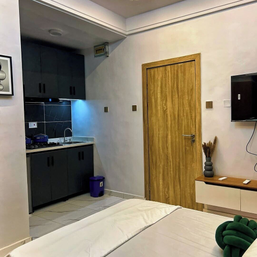 Room 3, Timstars Serviced Apartment, Umuahia North
