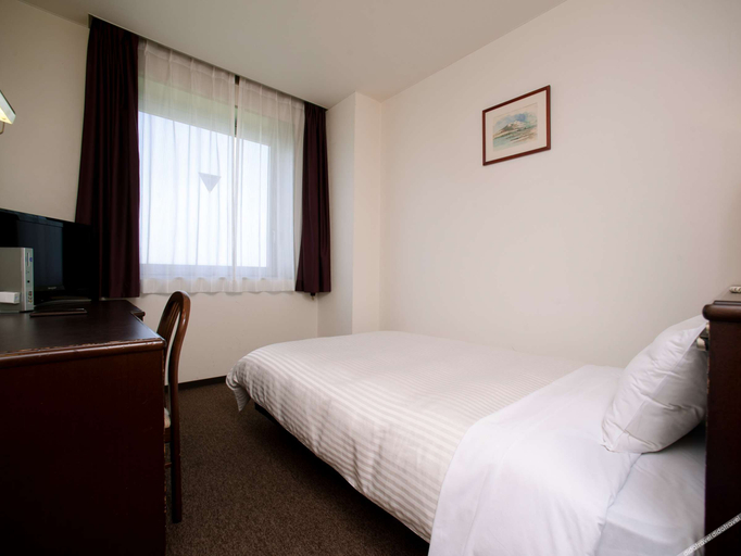 Bedroom 2, Clearview Golf Club and Hotel, Noda