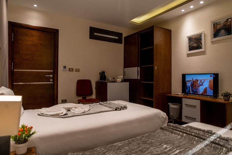 Bedroom 2, Pyramids Eyes Hotel, Al-Ahram