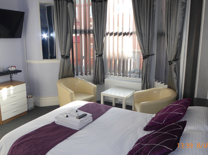 Others 4, Rest and Welcome, Blackpool