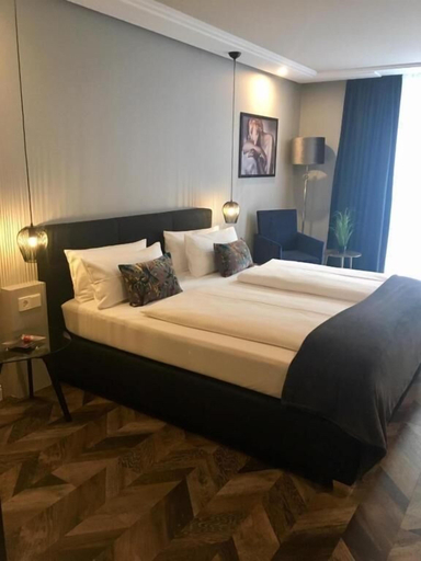Bedroom 4, Boutique Hotel Zuckerfabrik, Stuttgart