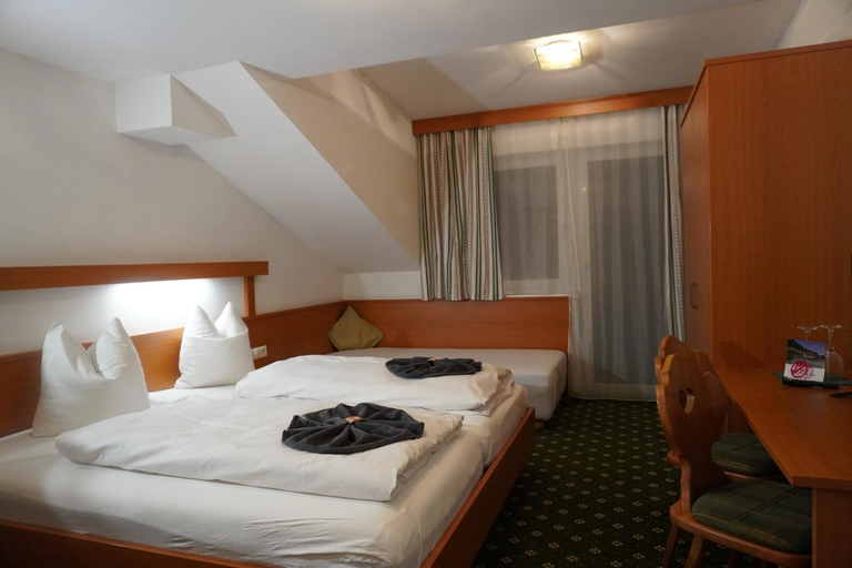 Bedroom 2, Gasthof Haidbach, Zell am See