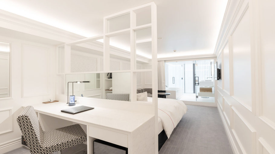 Others 5, A10 hotel azabu ten, Minato