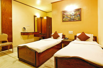 Guestroom 4, Zo Shivam Railway Station, Pune
