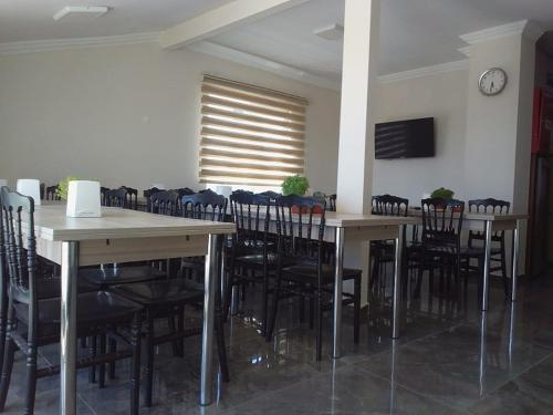 Others 2, Gundogdu Otel, Lapseki