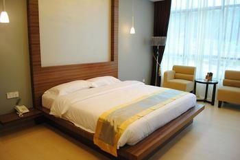Others 5, Uptown Imperial Kajang, Hulu Langat